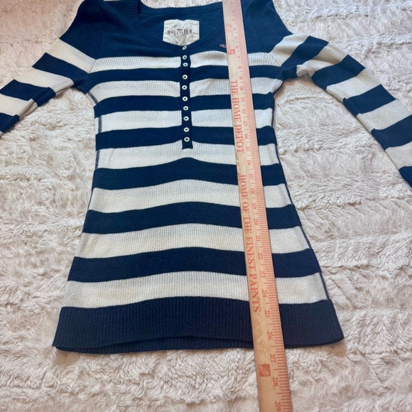 Hollister Navy & White Striped Long Sleeve Henley large Top | Size Y2K Preppy - Picture 3 of 6